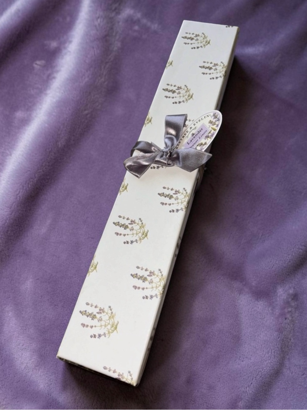 2-Vintage Crabtree & Evelyn LAVENDER  Scented Drawer 6 Liners 18"x24" RARE
